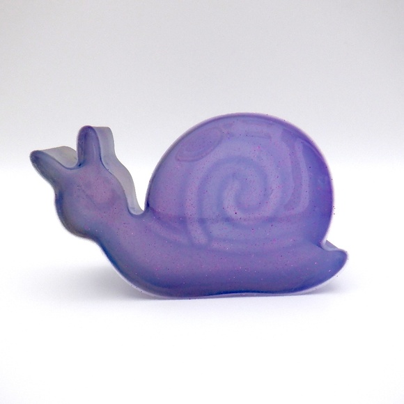 Handmade Resin Snail - Picture 6 of 8